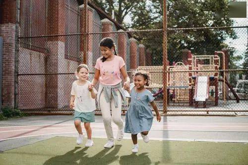 星空真人集团官网_
2020深圳国际初中学费排名前十 你知道几所？(图2)