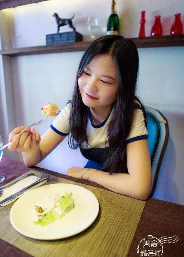 《我们的乐队》超长预告今晚亮相,王俊凯被谢霆锋、萧敬腾团宠【星空真人集团官网】(图2) 星空真人