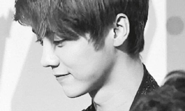 星空真人|赵丽颖停工原因曝光:脑袋有血栓心脏很弱(图2) 星空真人集团官网