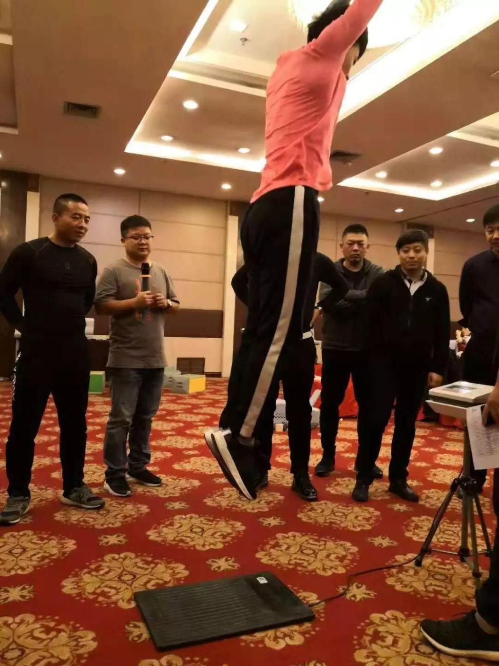 星空真人集团官网